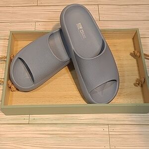 32° COOL slip on's